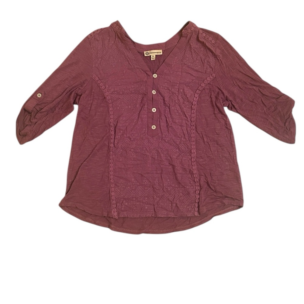 Democracy Embroidered 3/4 Sleeve Button Women’s Size XS